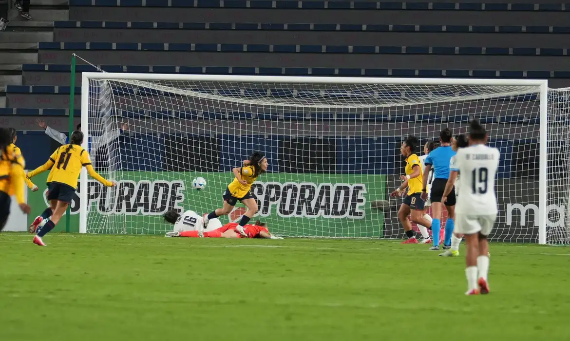 Equador arranca empate com Uruguai na abertura da Copa América - 