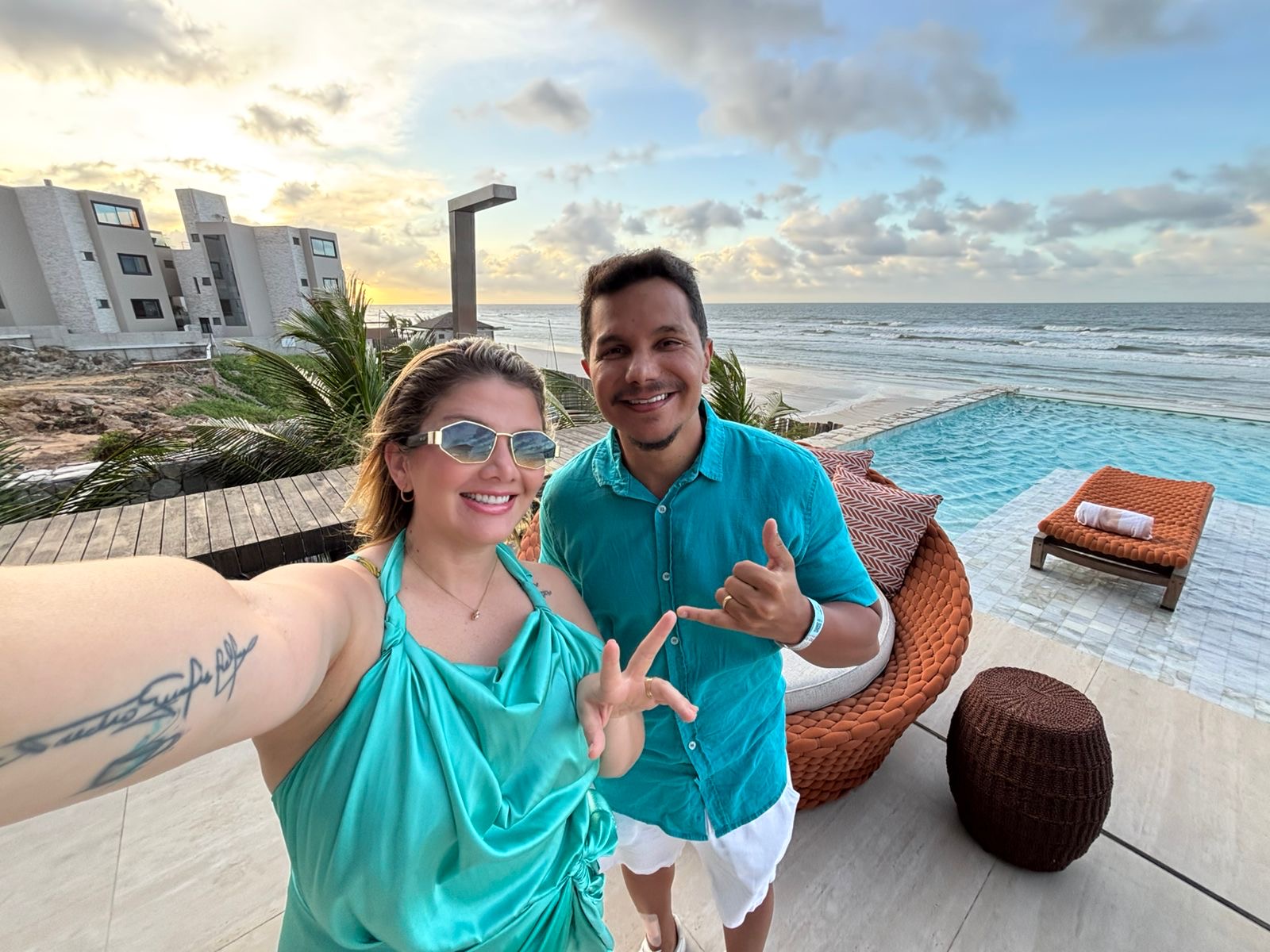 Letícia Moura e Everton Rodrigues, da Banda Virtudão