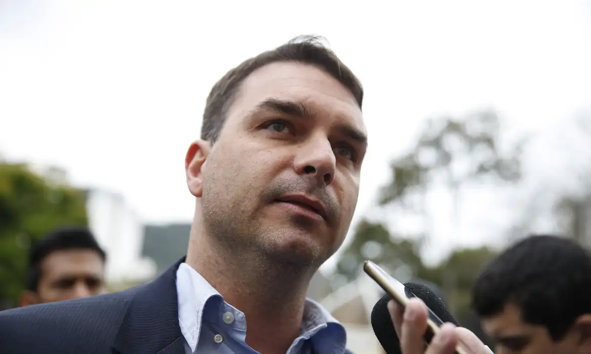 Senador Flávio Bolsonaro - 