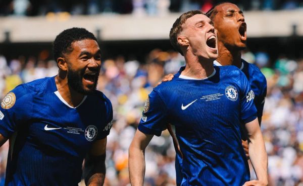 Chelsea domina o PSG e ergue a taça do Mundial de Clubes da FIFA