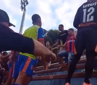 Imagem - Rebaixamento do Duque de Caxias no Carioca A2 termina em confusão com torcedores