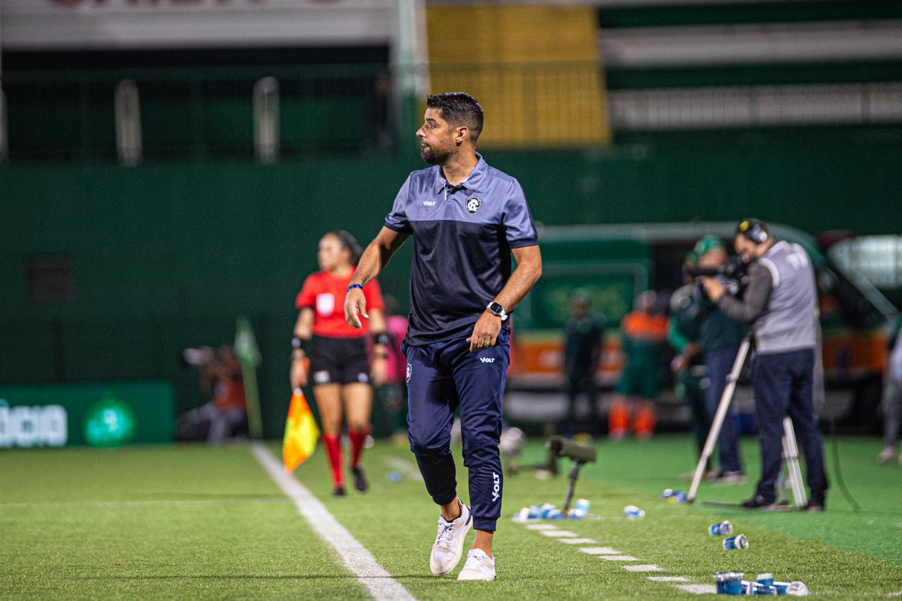 Imagem - 'Foi um bom resultado mesmo sem gostar da atuação', diz António Oliveira sobre empate do Remo