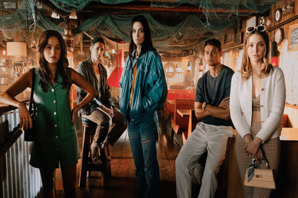 Em &#8220;Eu sei o que vocês fizeram no verão passado&#8221;, um grupo de amigos é perseguido por um misterioso assassino (Imagem: Reprodução digital | SONY PICTURES)