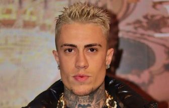 Videomaker que filmou parto do filho de MC Daniel rebate: 'narrativa oposta ao que aconteceu'