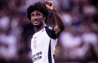 Corinthians vence o Ceará e encerra jejum de vitórias