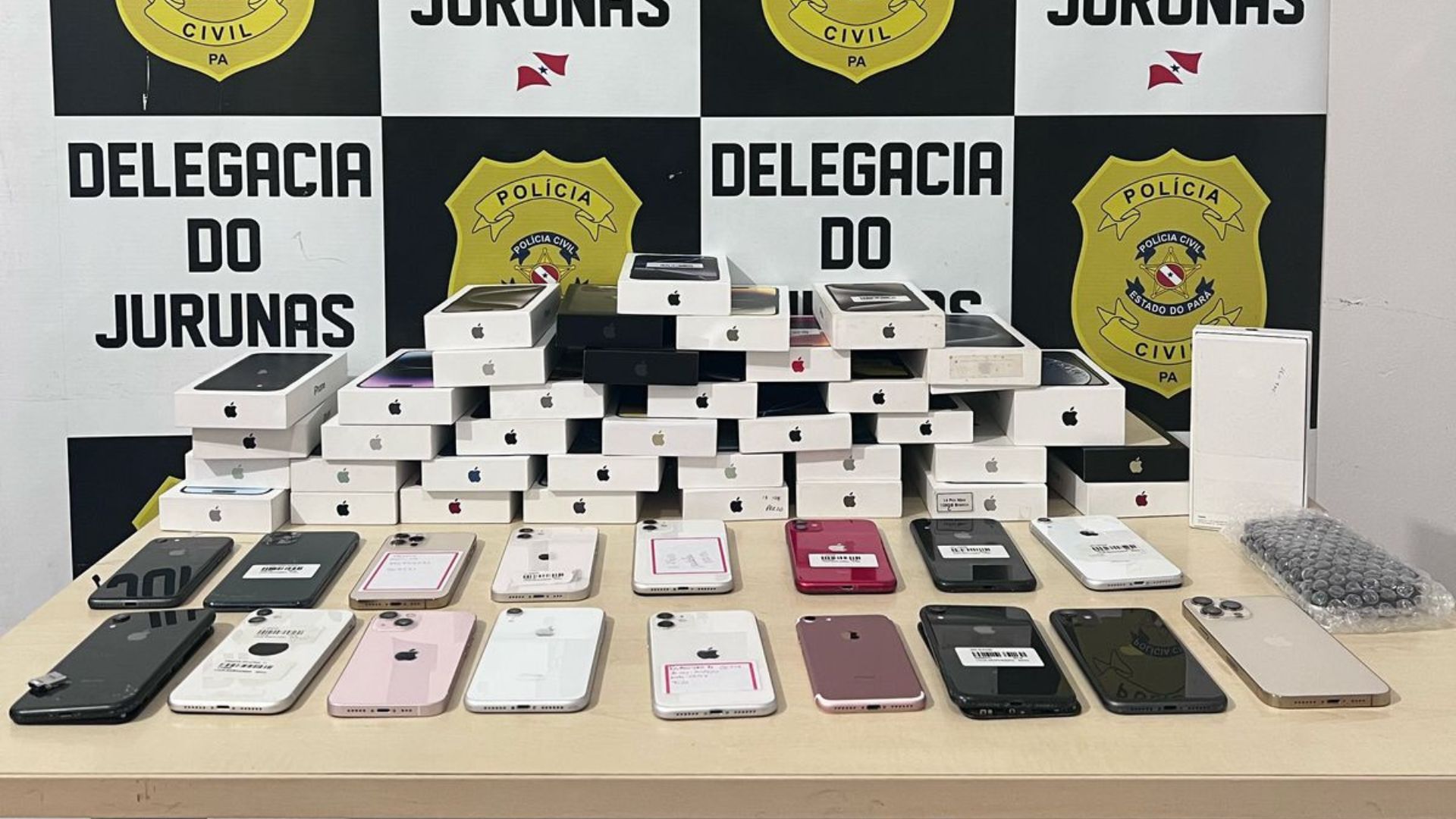Aparelhos apreendidos durante operação no bairro do Jurunas.