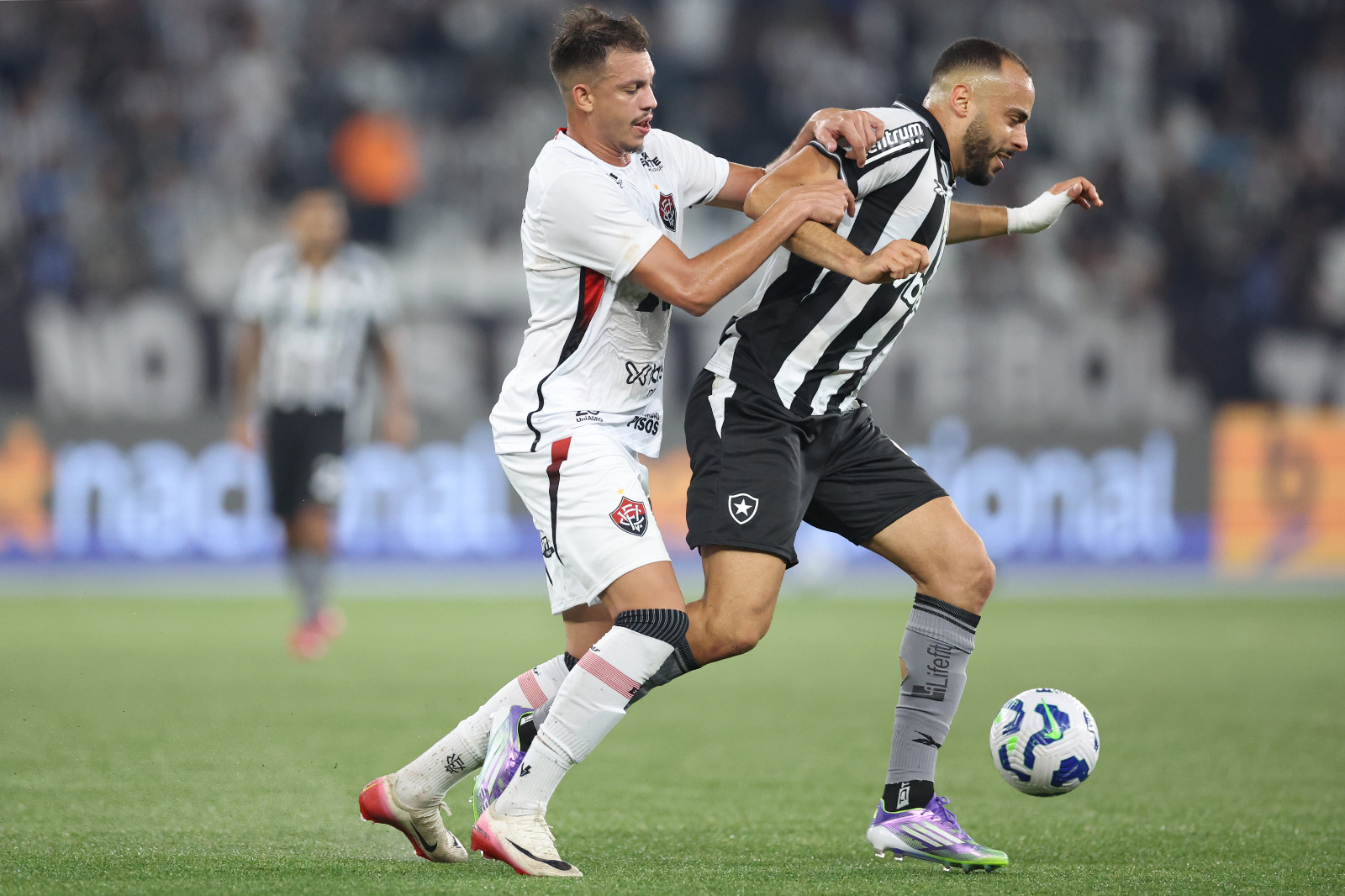 Imagem - Botafogo empata com Vitória no Nilton Santos e perde chance de se aproximar da liderança