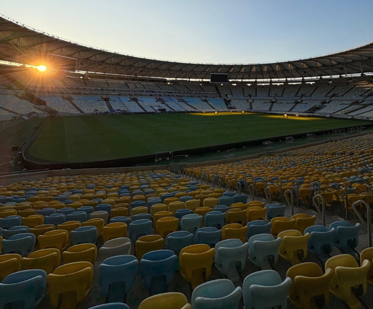 Tricolor e Cabuloso se enfrentam no Estádio do Maracanã - 