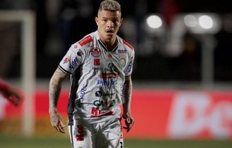 Operário-PR e CRB empatam em jogo com duas expulsões na Série B