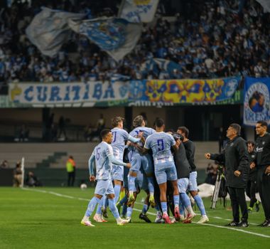 Imagem - Na Série B, Paysandu vence a primeira fora de casa com goleada sobre o Coritiba