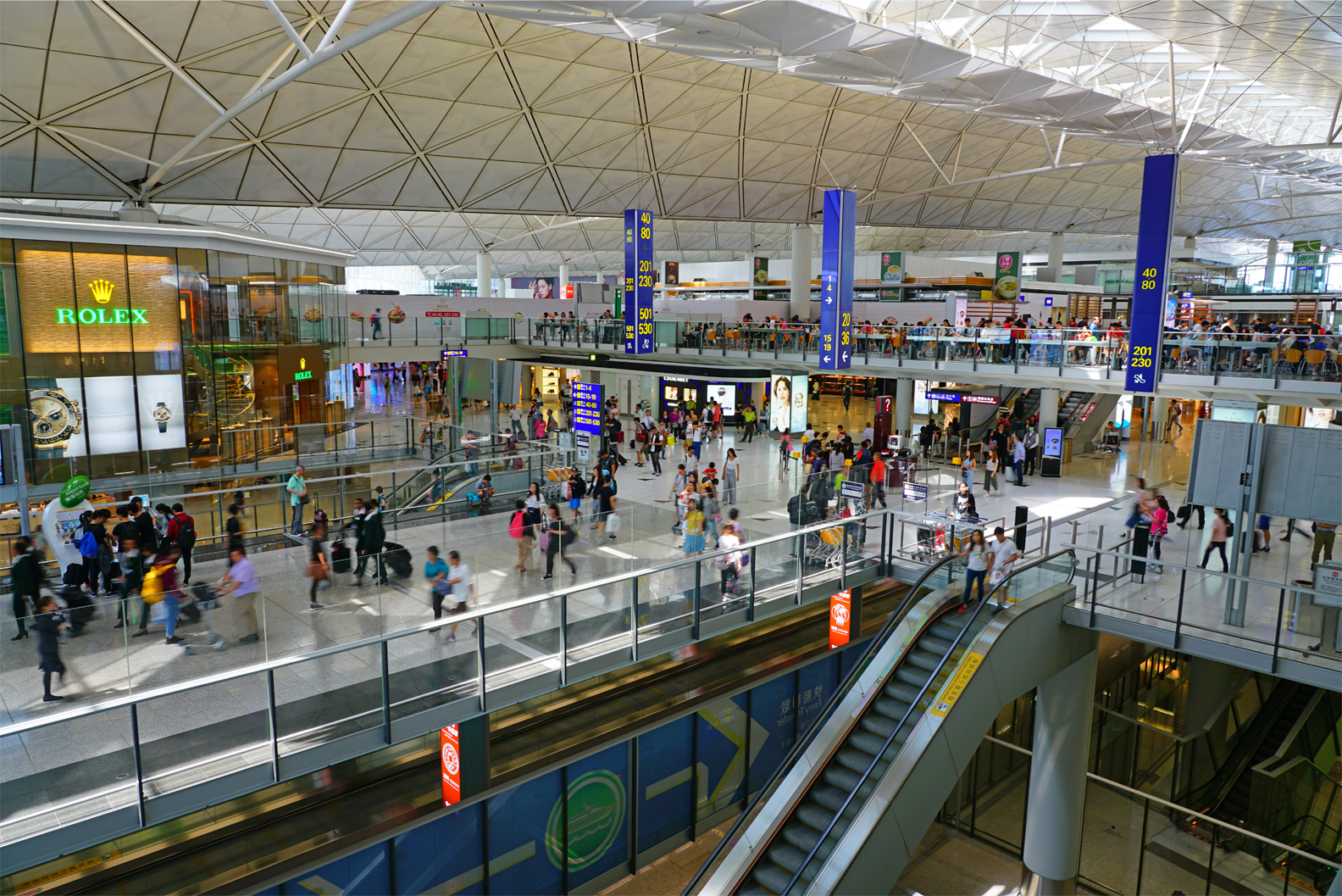 Aeroporto de Hong Kong, na China. 