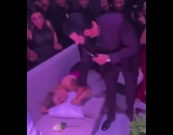 Imagem - Convidada dorme em festa de casamento de Militão e nem Gusttavo Lima consegue acordá-la