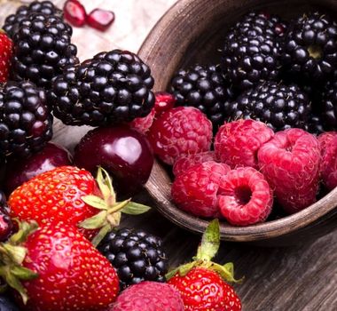 Imagem - 5 benefícios das frutas vermelhas para a saúde