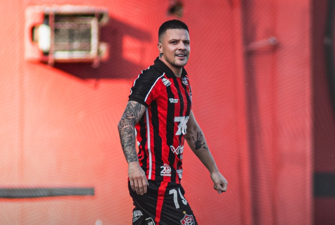 Imagem - Vitória vence o Bragantino no Barradão pelo Brasileirão