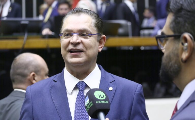 Sóstenes Cavalcante