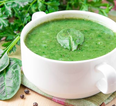 Imagem - 8 receitas de sopas e cremes saudáveis e saborosos