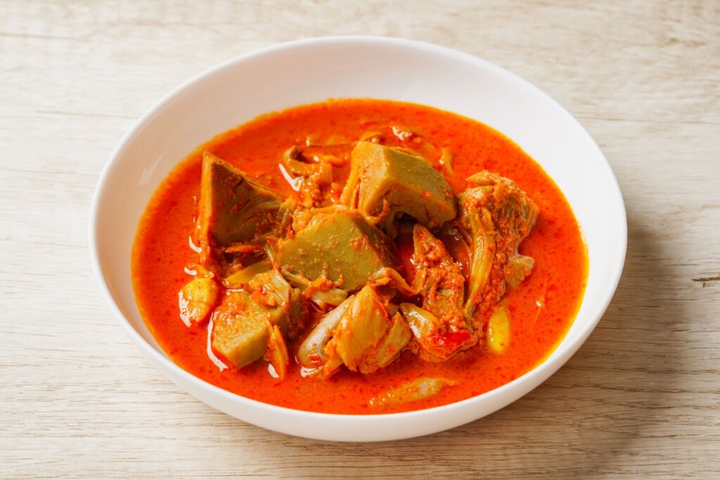 Jaca ao curry (Imagem: Michaelnero | Shutterstock)