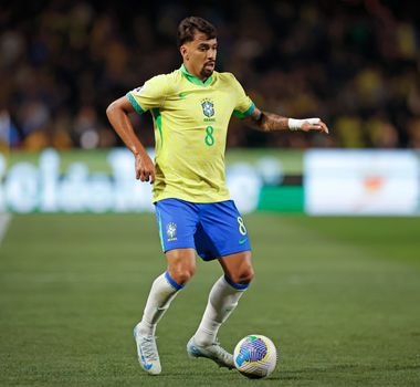 Imagem - Ex-Flamengo, Lucas Paquetá deve gerar lucro de meio bilhão de reais após absolvição