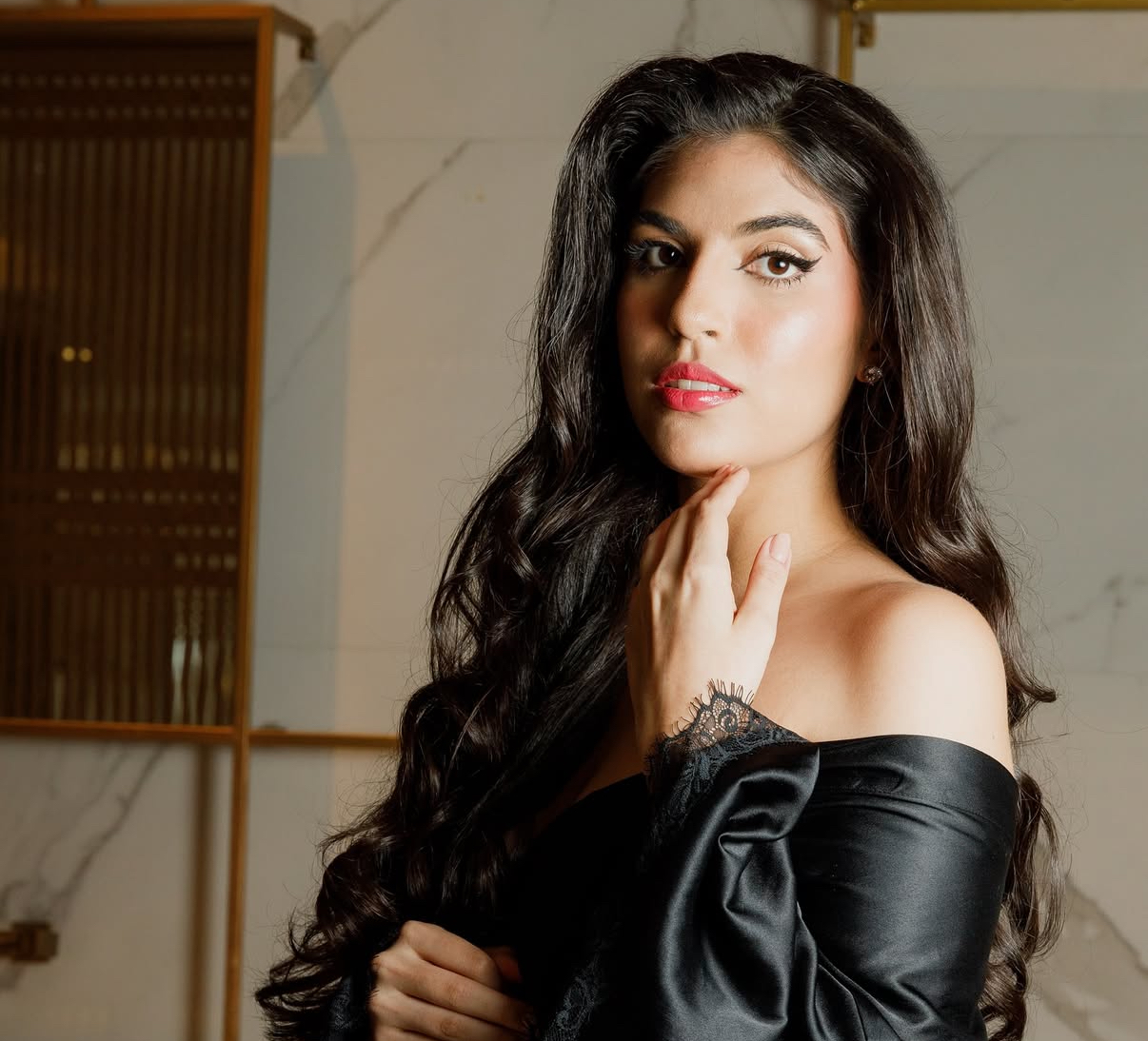 Evelyn é modelo e acadêmica de Medicina