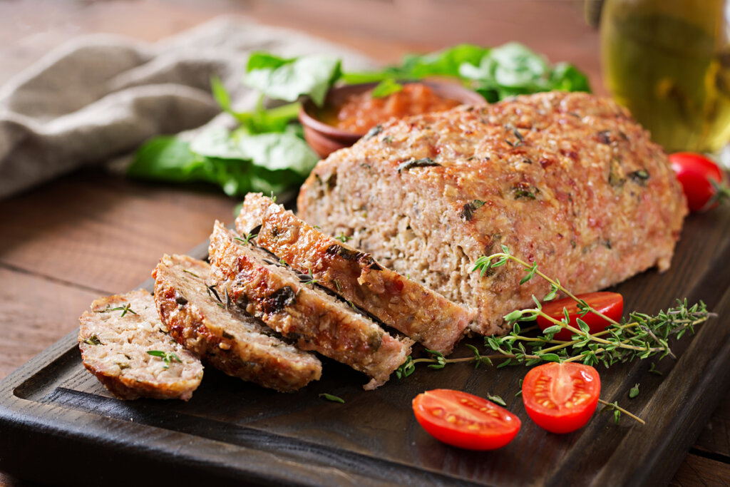 Bolo de carne (Imagem: Timolina | Shutterstock)