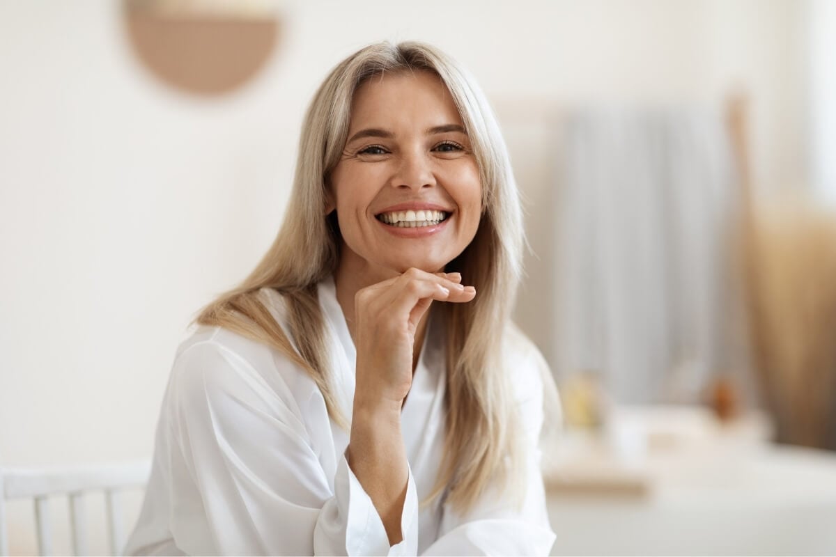 Alguns truques e procedimentos estéticos podem ser perigosos (Imagem: Prostock-studio | Shutterstock)