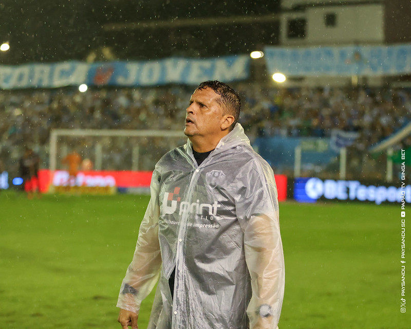 Claudinei manteve a invencibilidade no comando do Paysandu - 