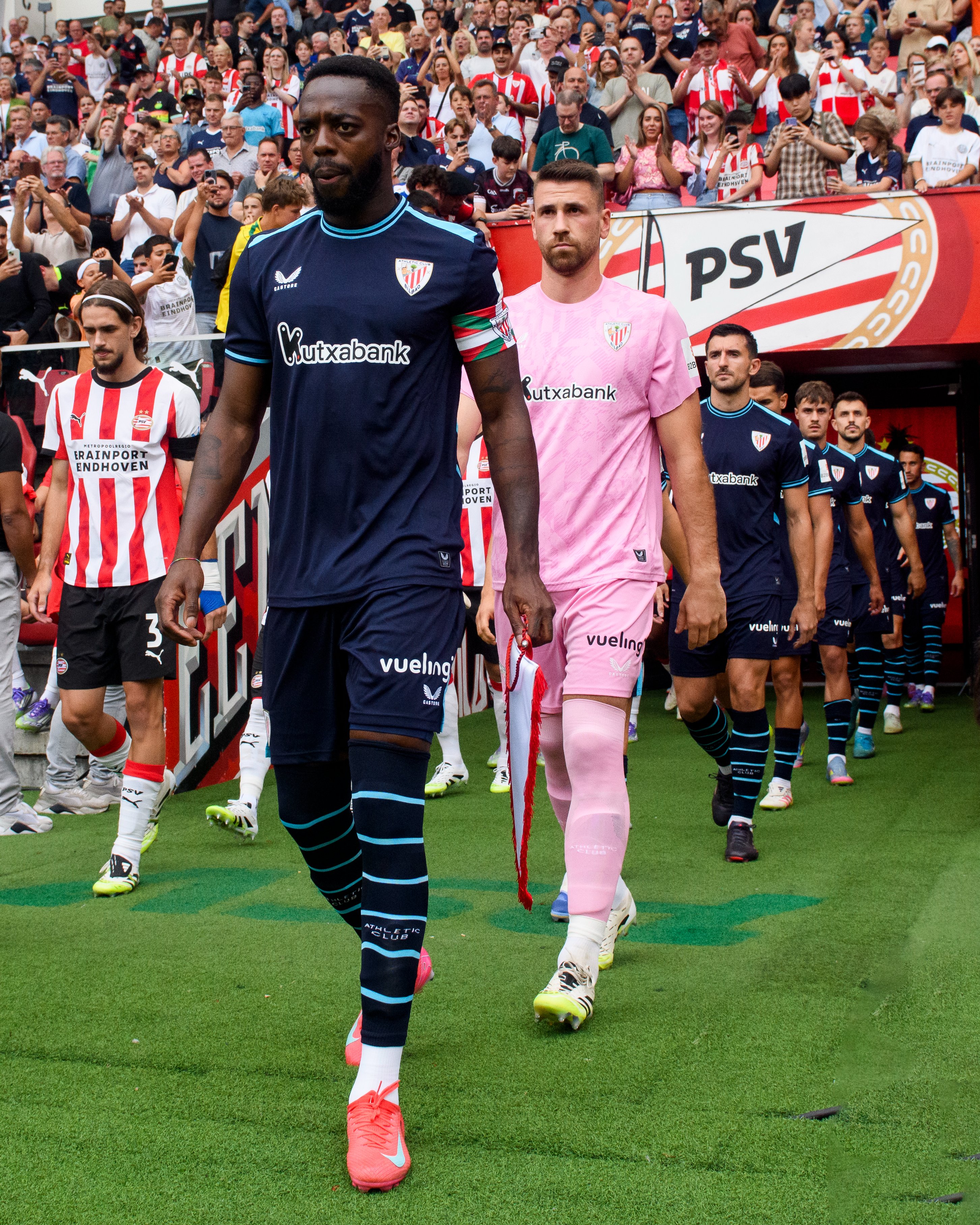 Iñaki Williams com a braçadeira de capitão do clube basco