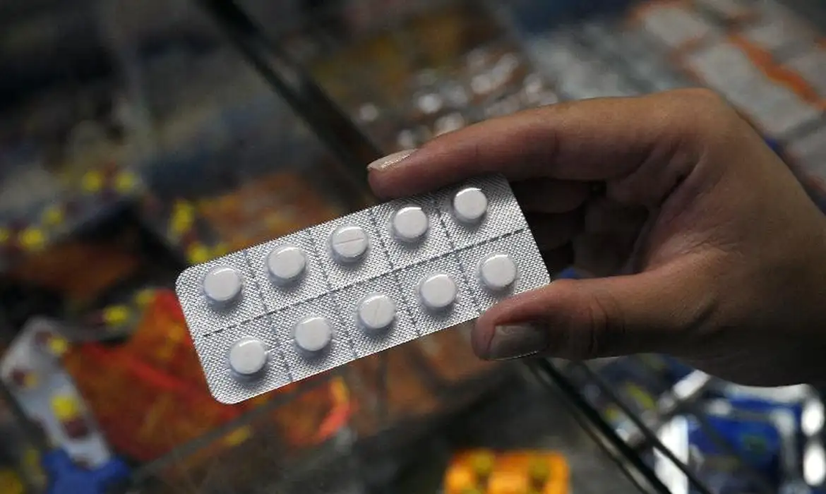 Imagem - Possível reação do Brasil a tarifaço pode afetar preços de remédios