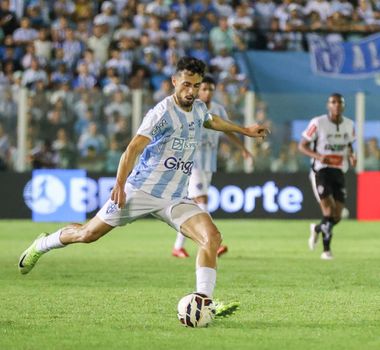 Imagem - Confira os prováveis times de Chapecoense x Paysandu, que se enfrentam na Arena Condá