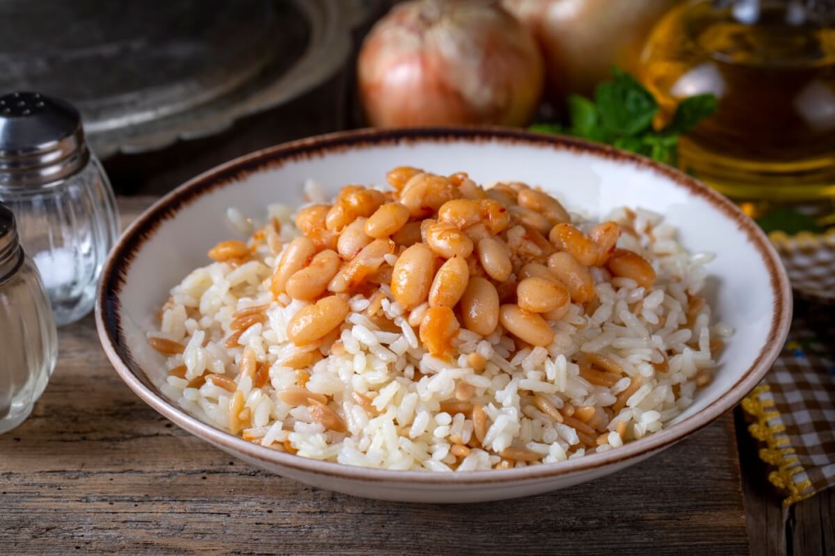 Imagem - 6 motivos para comer arroz e feijão juntos