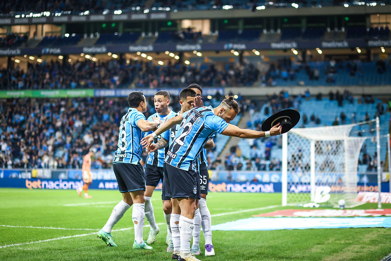 Imagem - Grêmio vence Fortaleza e respira fora da zona de rebaixamento no Brasileirão