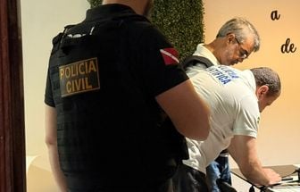 Adolescentes são investigados suspeitos de divulgar e armazenar material pornográfico, em Belém