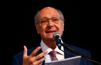 Alckmin afirma que negociações com EUA sobre tarifaço estão apenas começando