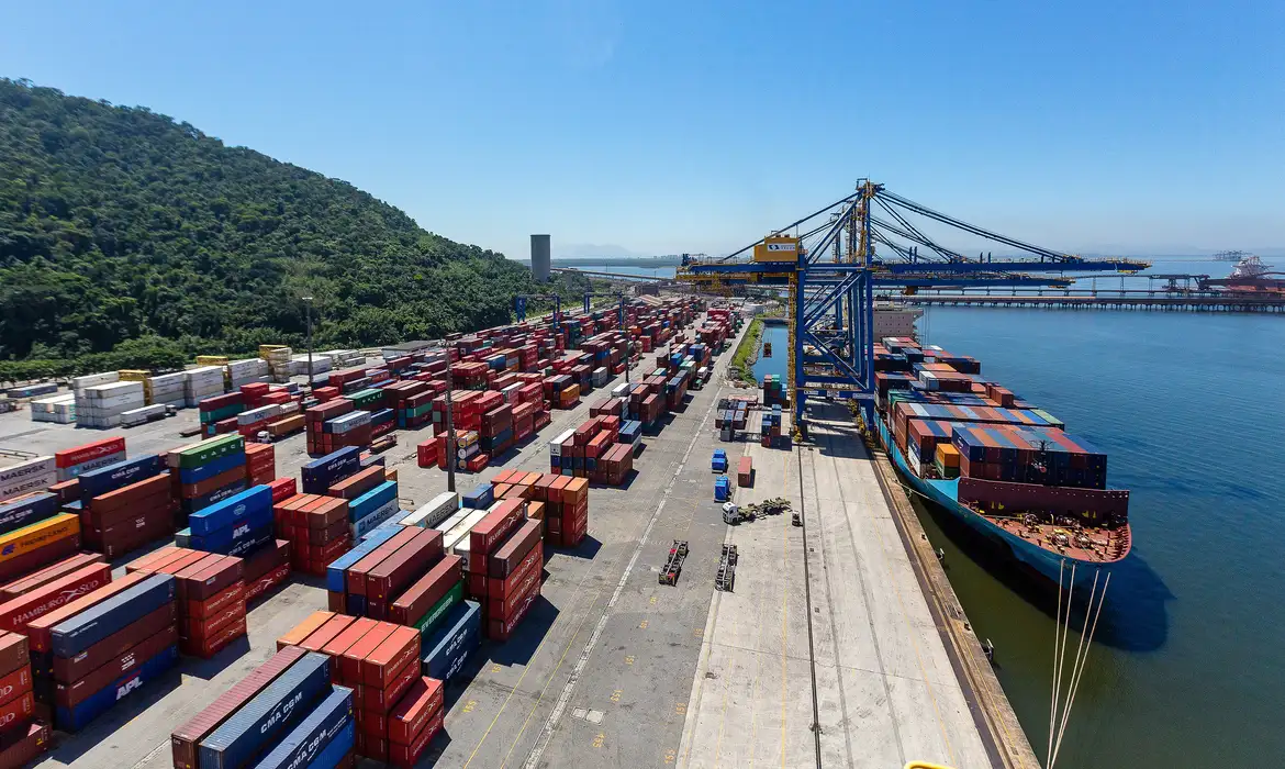 Imagem - Tarifaço exclui 44,6% das exportações do Brasil para EUA, informa Mdic
