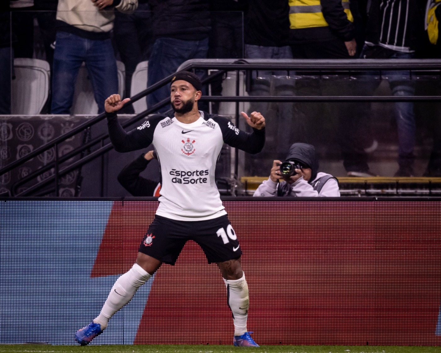 Imagem - Corinthians vence o Palmeiras no Dérbi e abre vantagem na Copa do Brasil