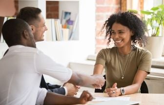 7 dicas para conquistar o primeiro emprego