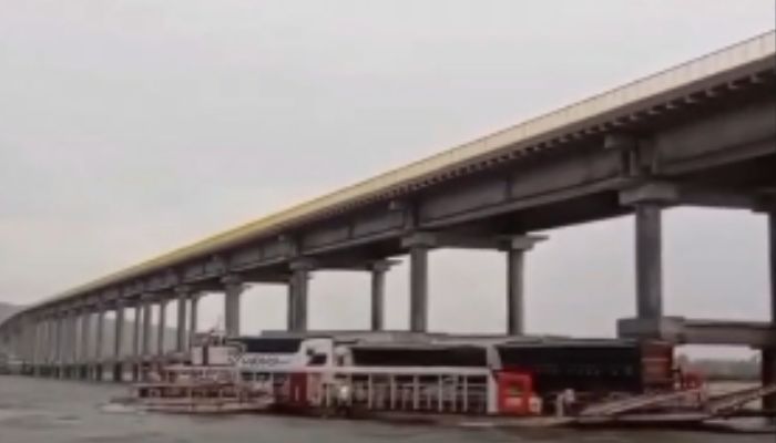 Imagem - Colisão de balsas com ponte em construção paralisa travessia do Rio Araguaia no sudeste do Pará