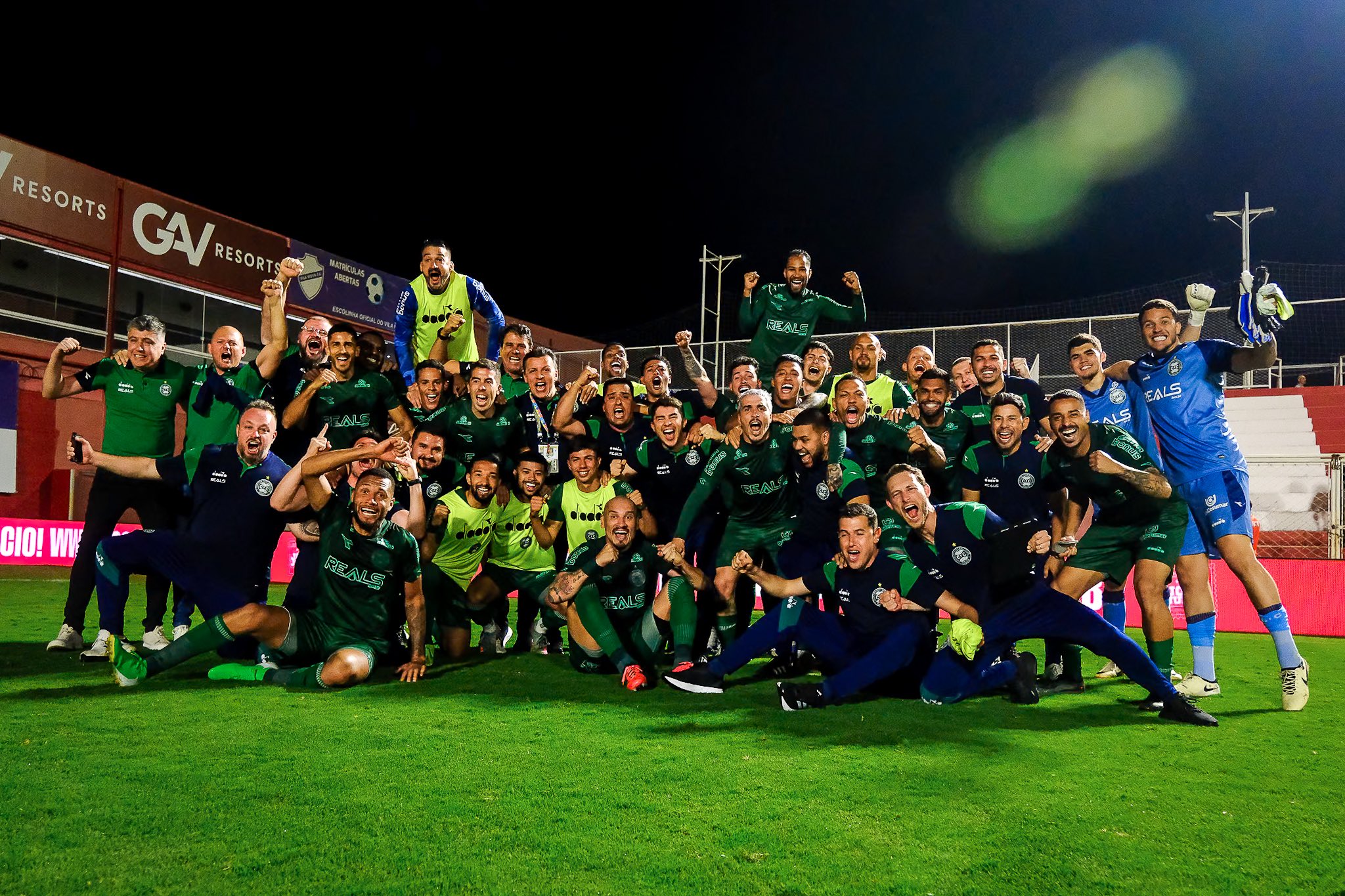 Coxa venceu jogando fora de casa - 