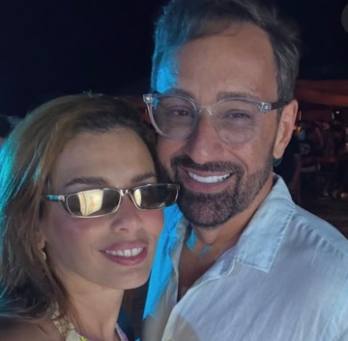 Débora e Jefferson Goldenberg curtiram o evento The Dreamer, em Salinas, onde a empresa dele, a JefferSom, marcou presença com a sonorização e toda a iluminação.