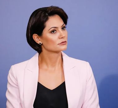 Imagem - No Pará, Michelle Bolsonaro recebe notícia de que tio é preso por pedofilia e diz: ‘vergonhoso’