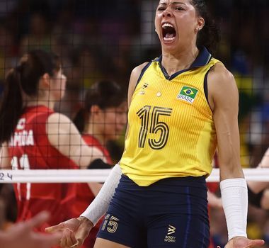 Imagem - Ana Carolina se despede da seleção brasileira de vôlei após uma década de conquistas