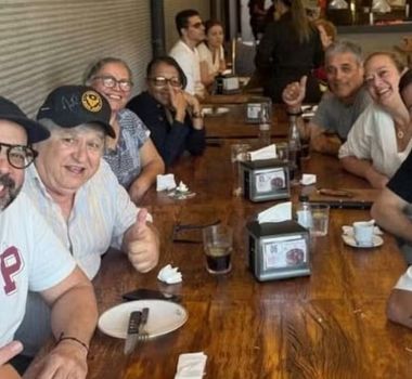 Imagem - Neymar leva funcionários do Santos para almoço em churrascaria: 'Guerreiros'