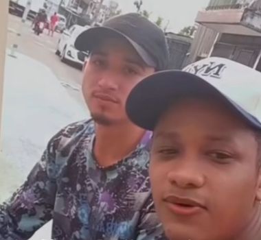 Imagem - Dupla se pronuncia sobre transporte de patinete elétrico em moto em Belém