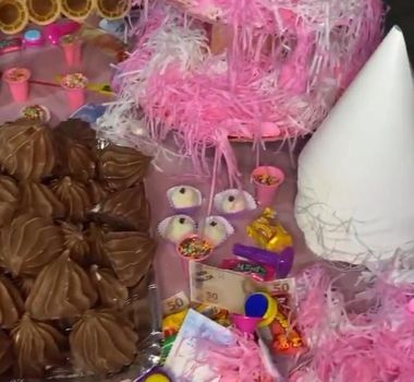 Imagem - Tempo bom: internauta comemora aniversário com tema anos 90 e viraliza