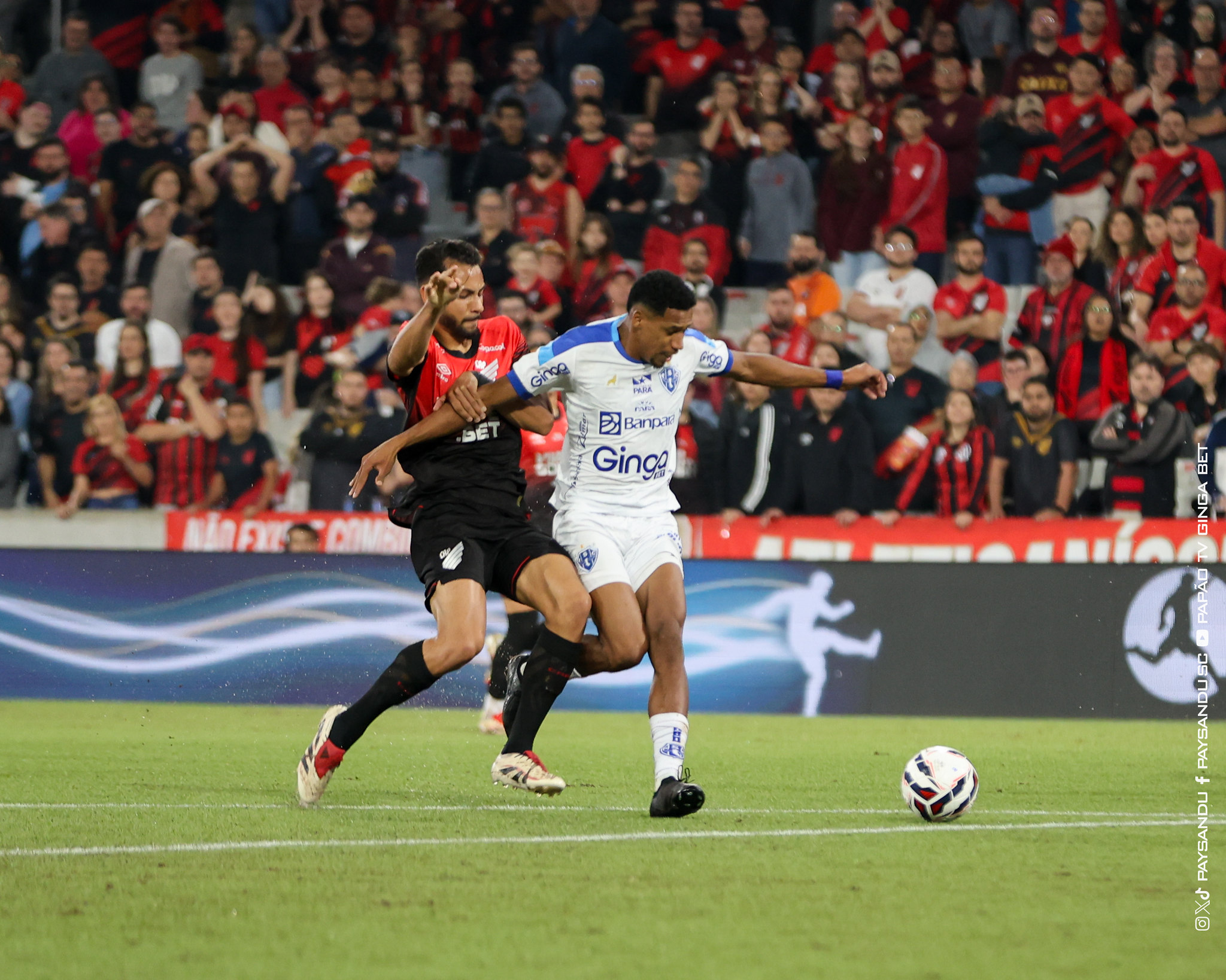 Empate entre Athletico x Paysandu teve momento de tensão nas arquibancadas