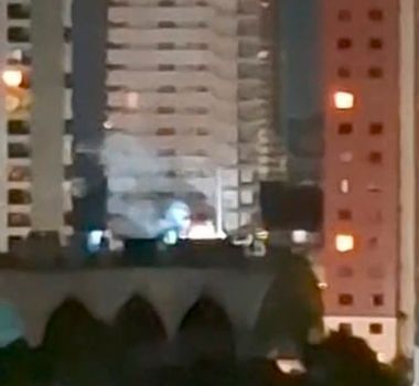 Imagem - Incêndio é registrado na Tv. João Balbi, em Belém, na noite desta terça-feira