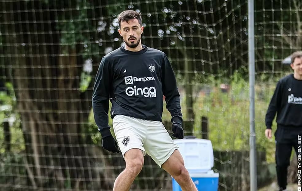 Anderson Leite levou o terceiro cartão amarelo - 