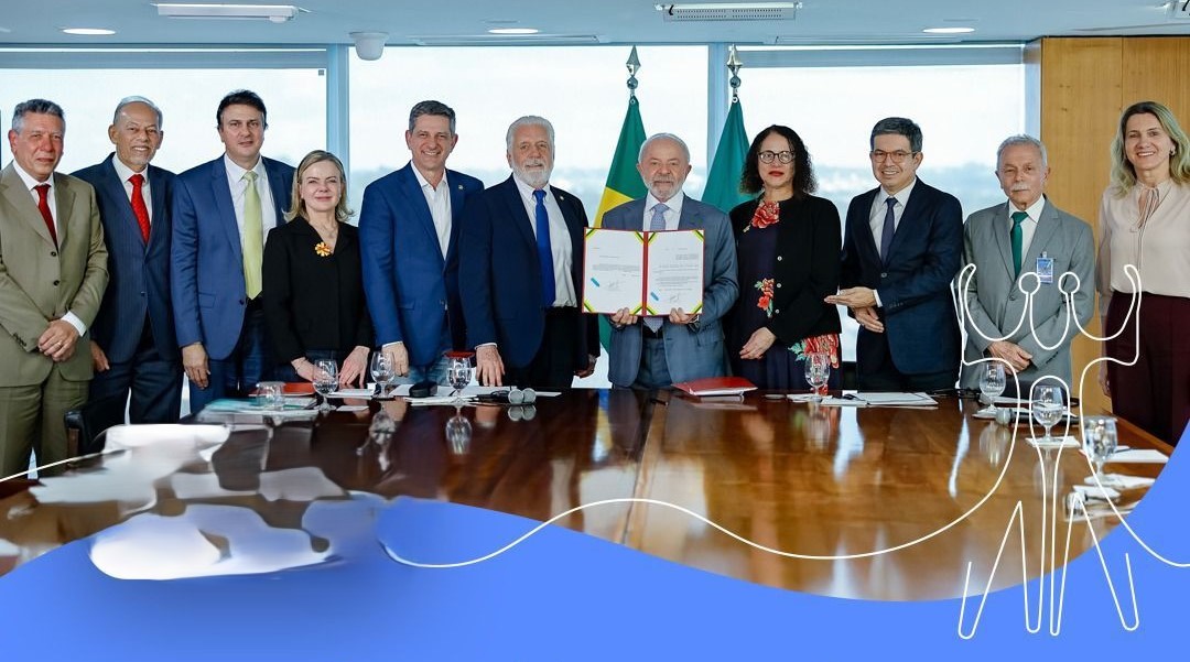 Ato de sanção do projeto que beneficie cooperativas na presença do presidente Lula