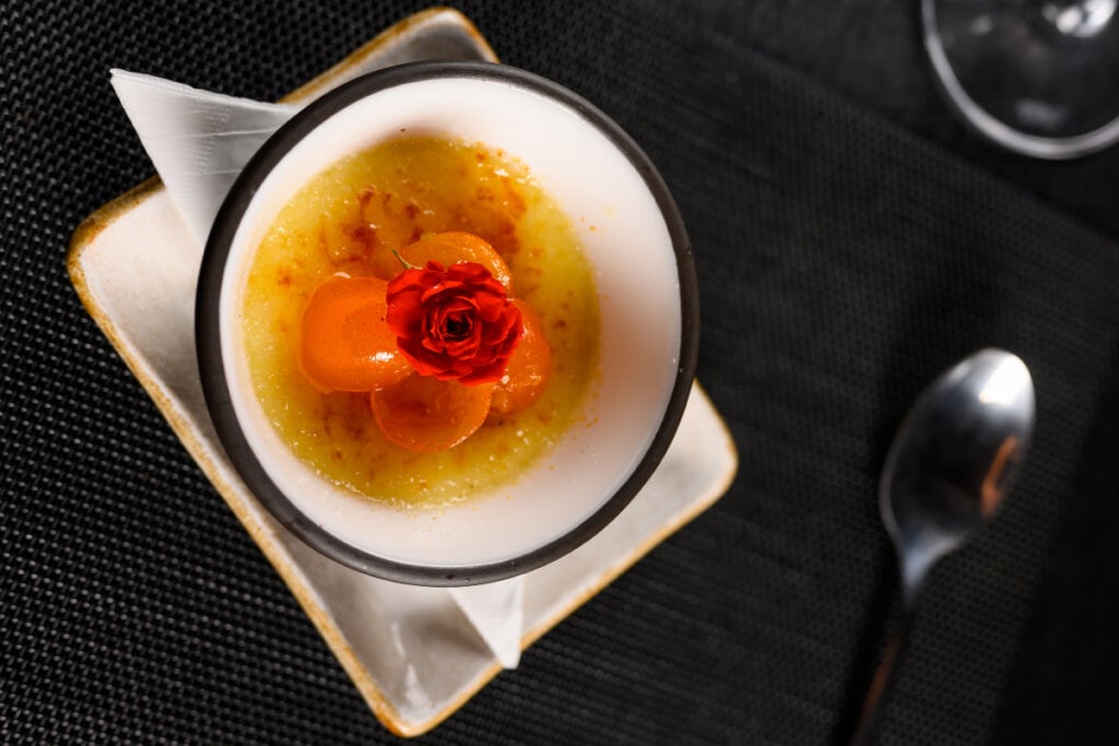 Creme brûlée de limão-siciliano (Imagem: Efraim Lucas | Grupo PHD Eventos)