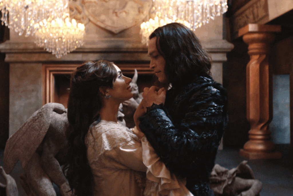 Em &#8220;Drácula: uma história de amor eterno&#8221;, o vampiro busca encontrar seu grande amor séculos depois (Imagem: Reprodução digital | PARIS FILMES)